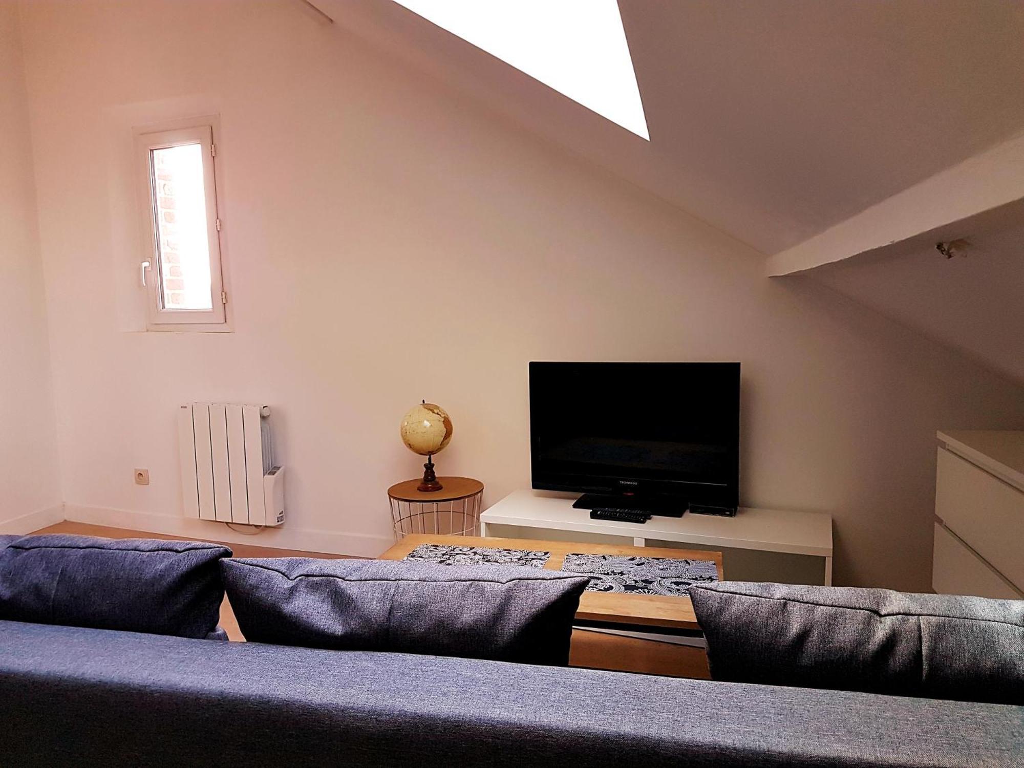 Sw Cosy Apart - Chambly Persan Roissy Exterior photo