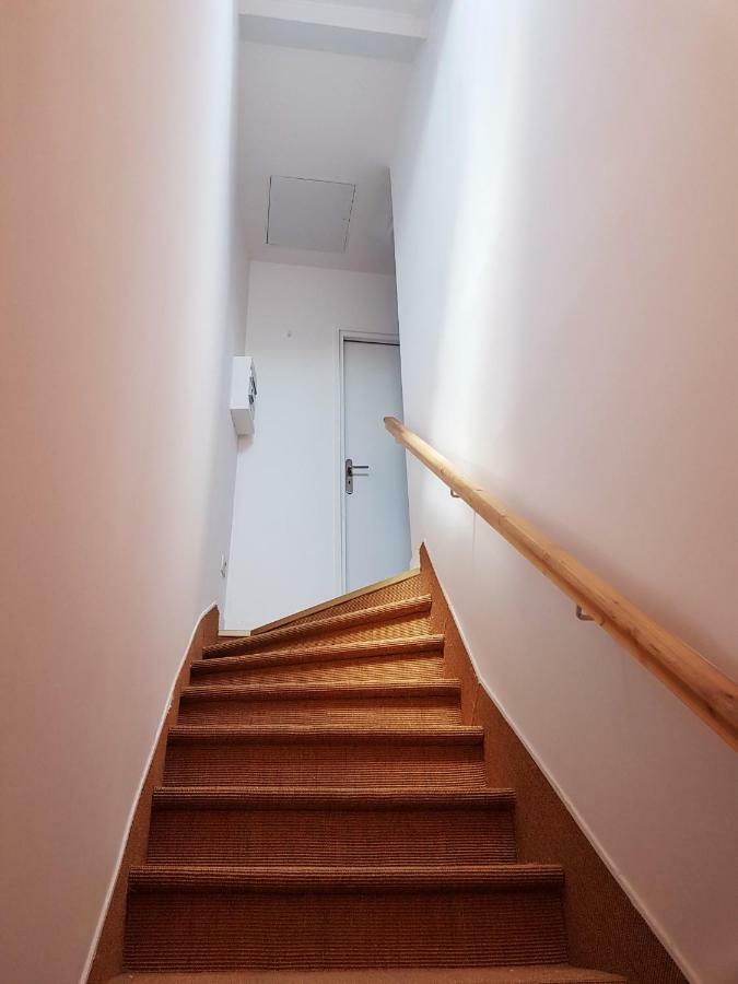 Sw Cosy Apart - Chambly Persan Roissy Exterior photo
